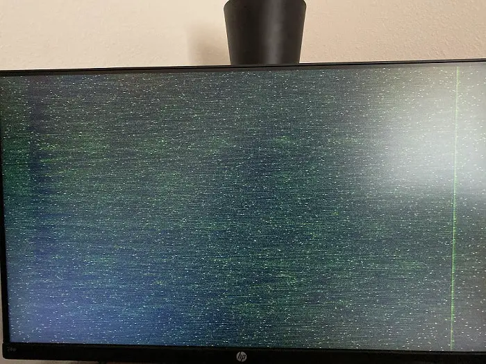 horizontal or vertical green line on screen