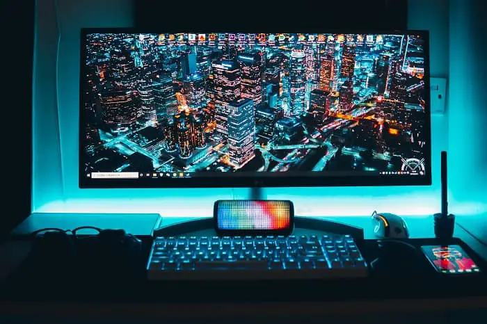 40 inch 4k monitor for watching movie